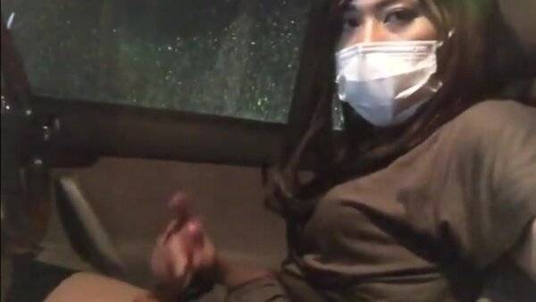 Asian CD faps in car on girlsasian.one