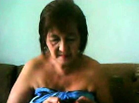 Fat Granny Asian lady on cam showing goods on cam on girlsasian.one