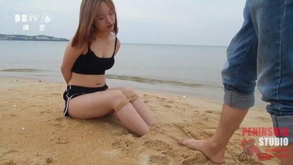 Asian Beach Bondage - Japan on girlsasian.one