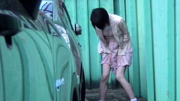 Asian professional peeing on girlsasian.one