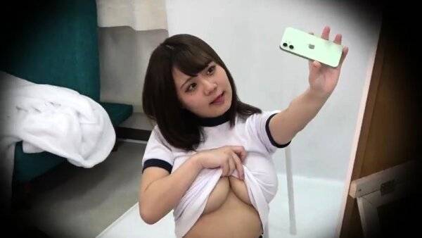 Amateur asian kitten flashing boobs on live webcam - Japan on girlsasian.one