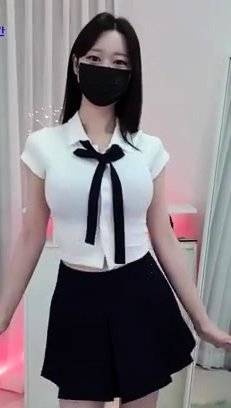 Asian Amateur Webcam Porn Video on girlsasian.one