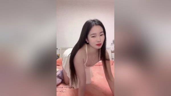 Cute asian teen girl playing alone - China on girlsasian.one