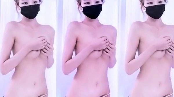 Webcam Asian chick anal masturbation tease on girlsasian.one