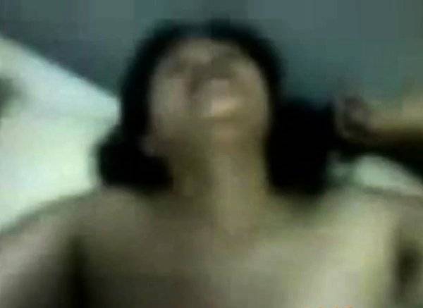 Indonesian Hijab Girl Moaning - Asian Amateur Babe - Japan - Indonesia on girlsasian.one